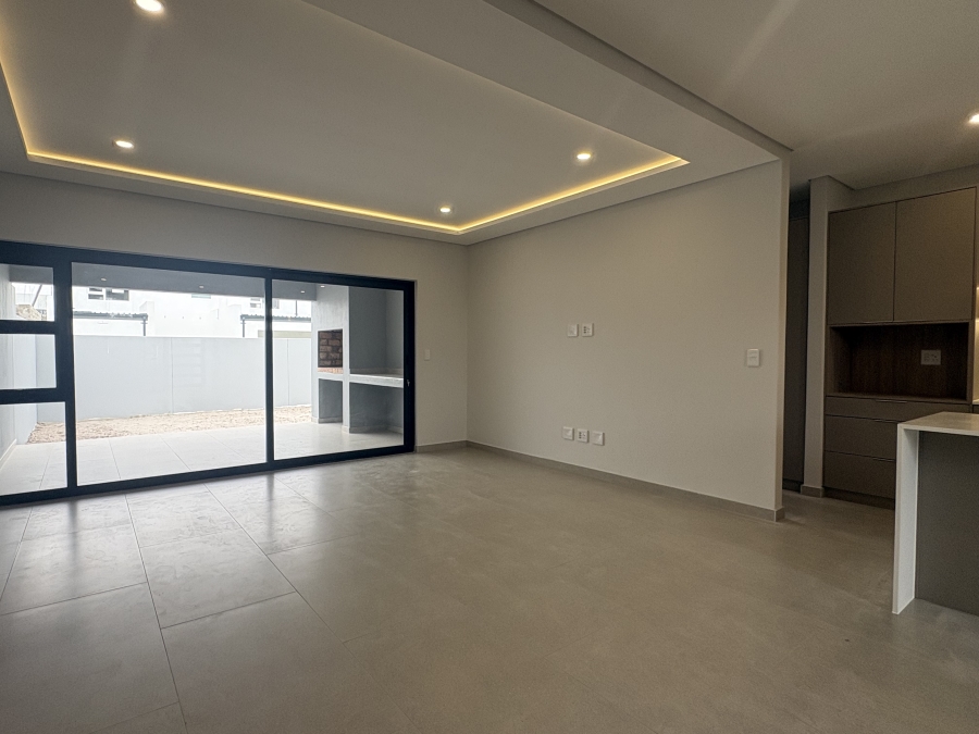 4 Bedroom Property for Sale in Sandown Western Cape